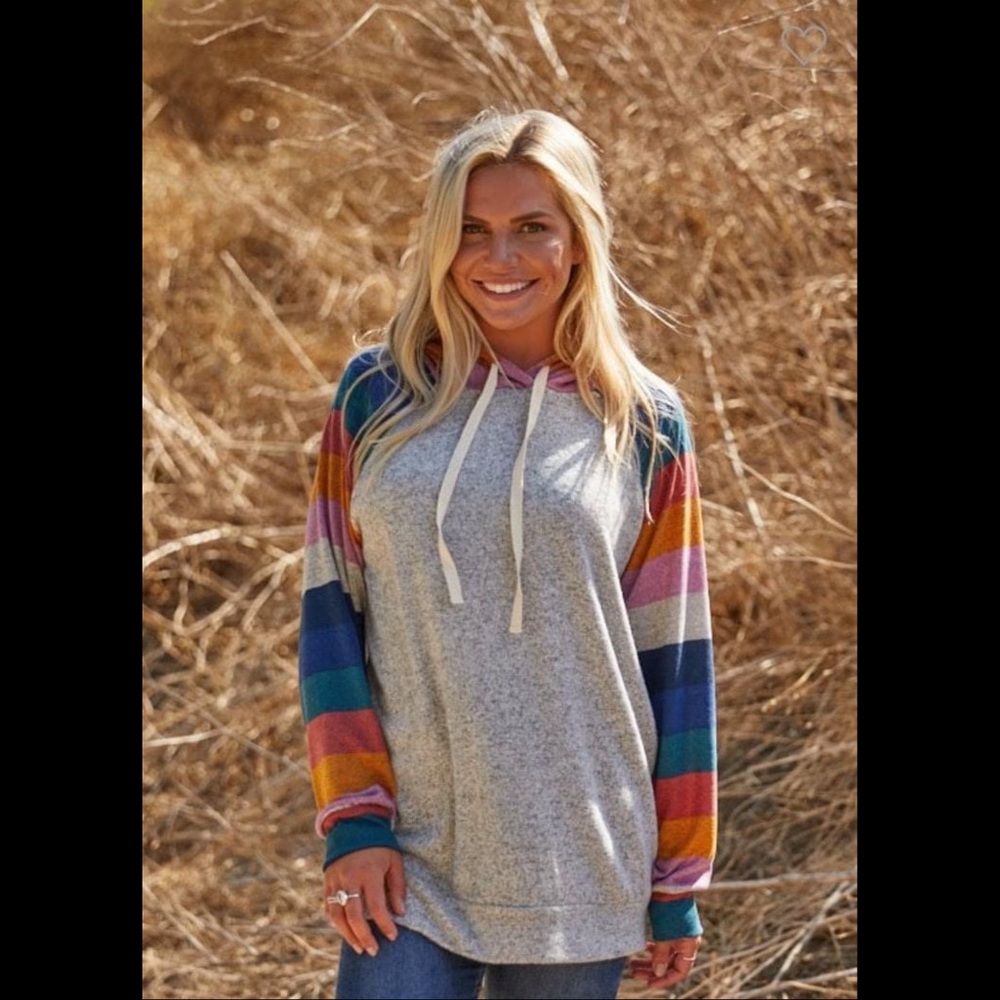 ❗️ON SALE❗️Multi color knit hoodie